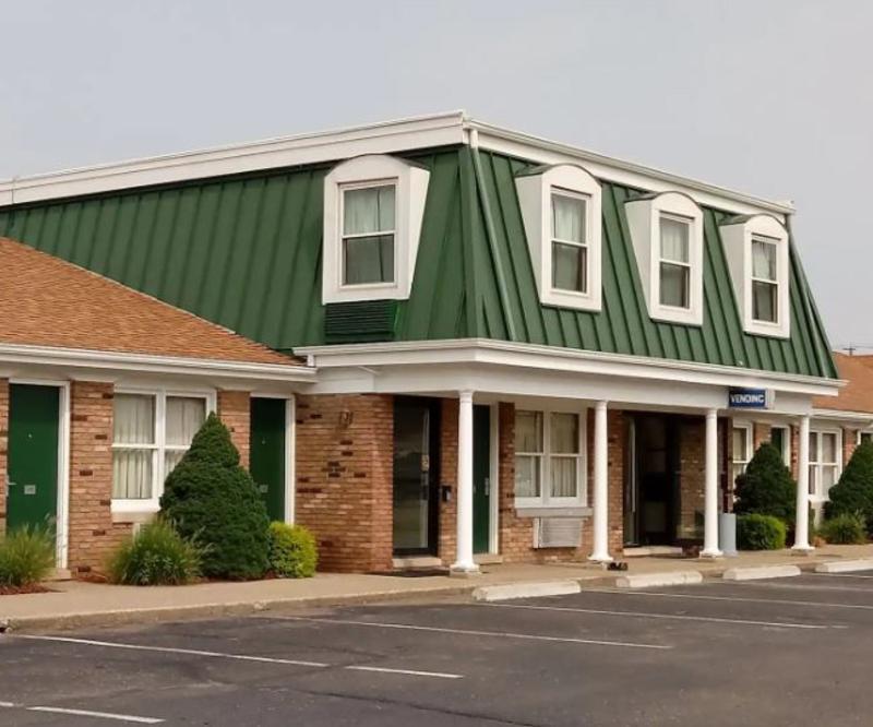 Travelodge By Wyndham New Philadelphia Esterno foto